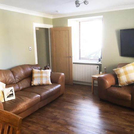 איימאות' 1 St Ellas House Apartment מראה חיצוני תמונה