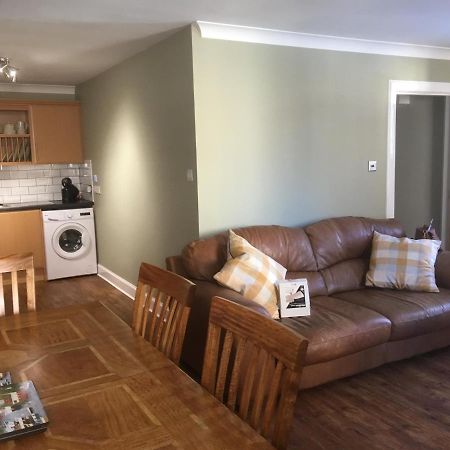 איימאות' 1 St Ellas House Apartment מראה חיצוני תמונה
