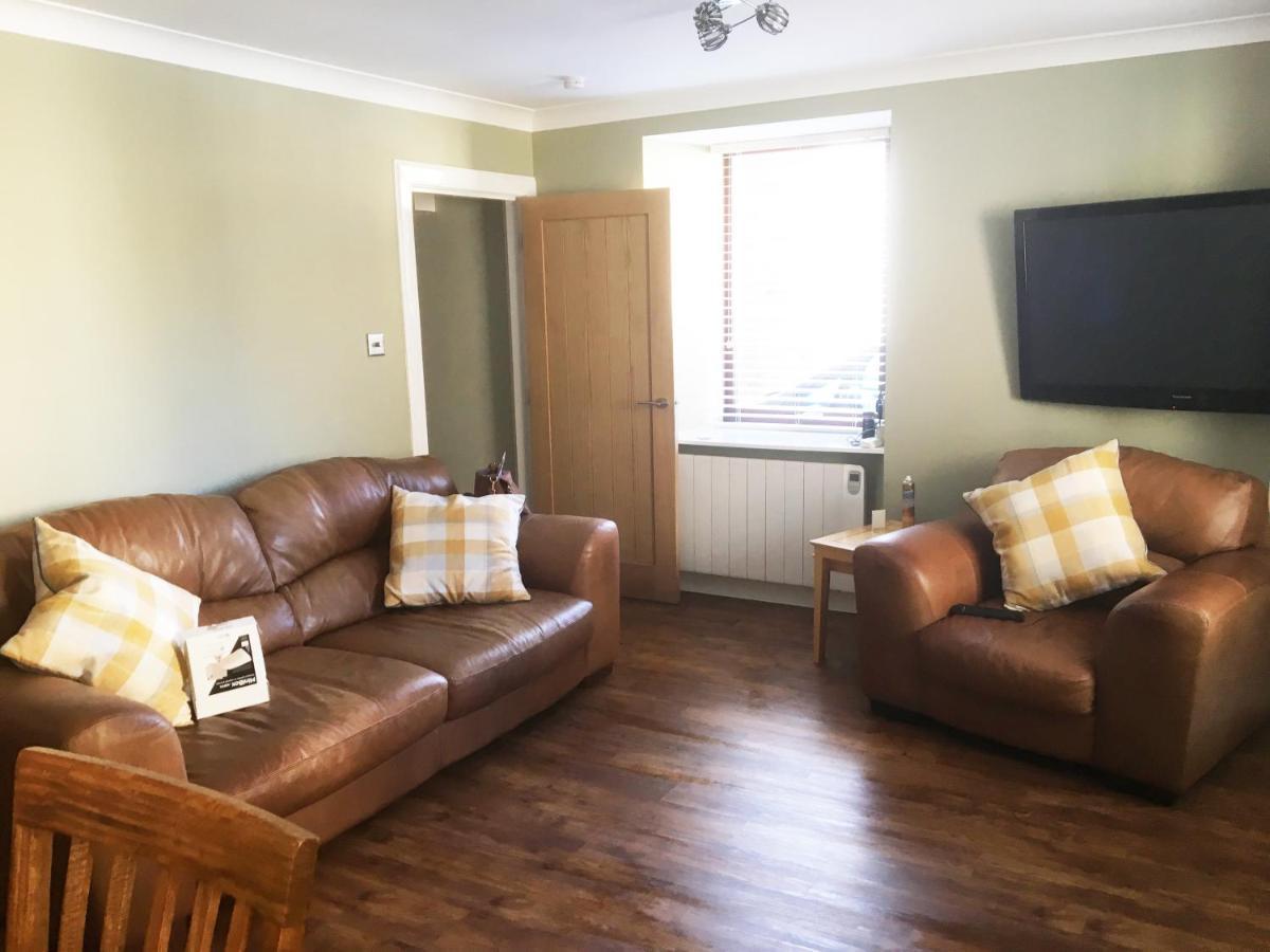 איימאות' 1 St Ellas House Apartment מראה חיצוני תמונה