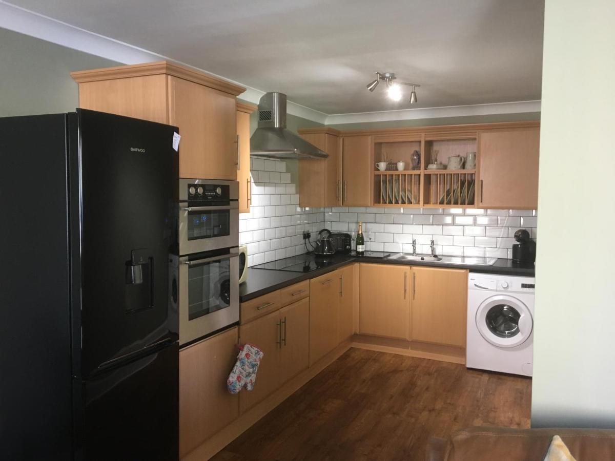 איימאות' 1 St Ellas House Apartment מראה חיצוני תמונה