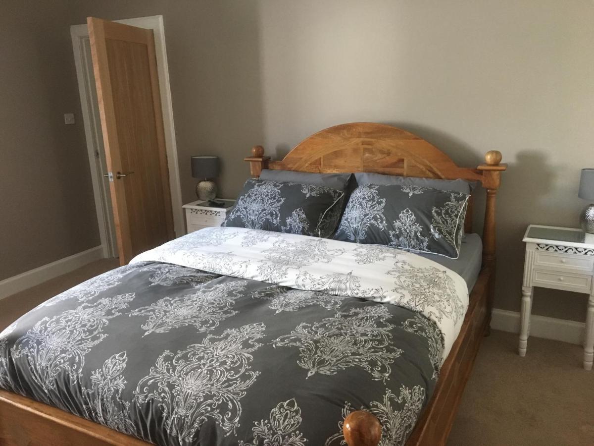 איימאות' 1 St Ellas House Apartment מראה חיצוני תמונה